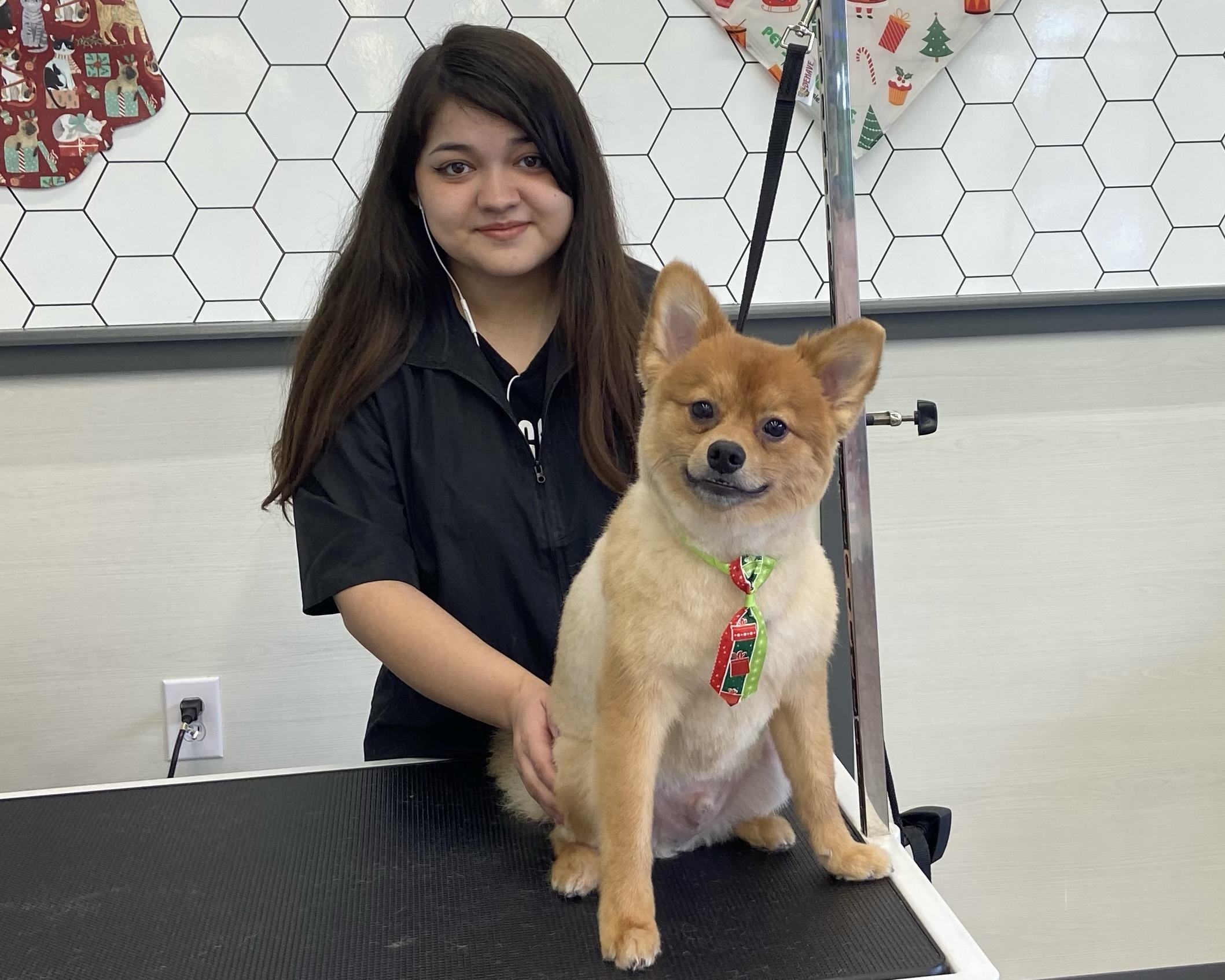 Devanne working at Pet Supplies Plus